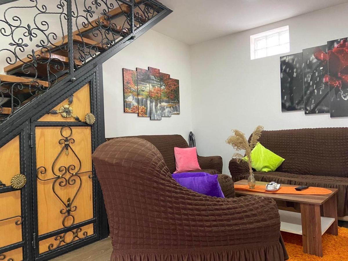 Stan na dan Gornji Milanovac-centar-Nova gradnja Apartment Luaran gambar